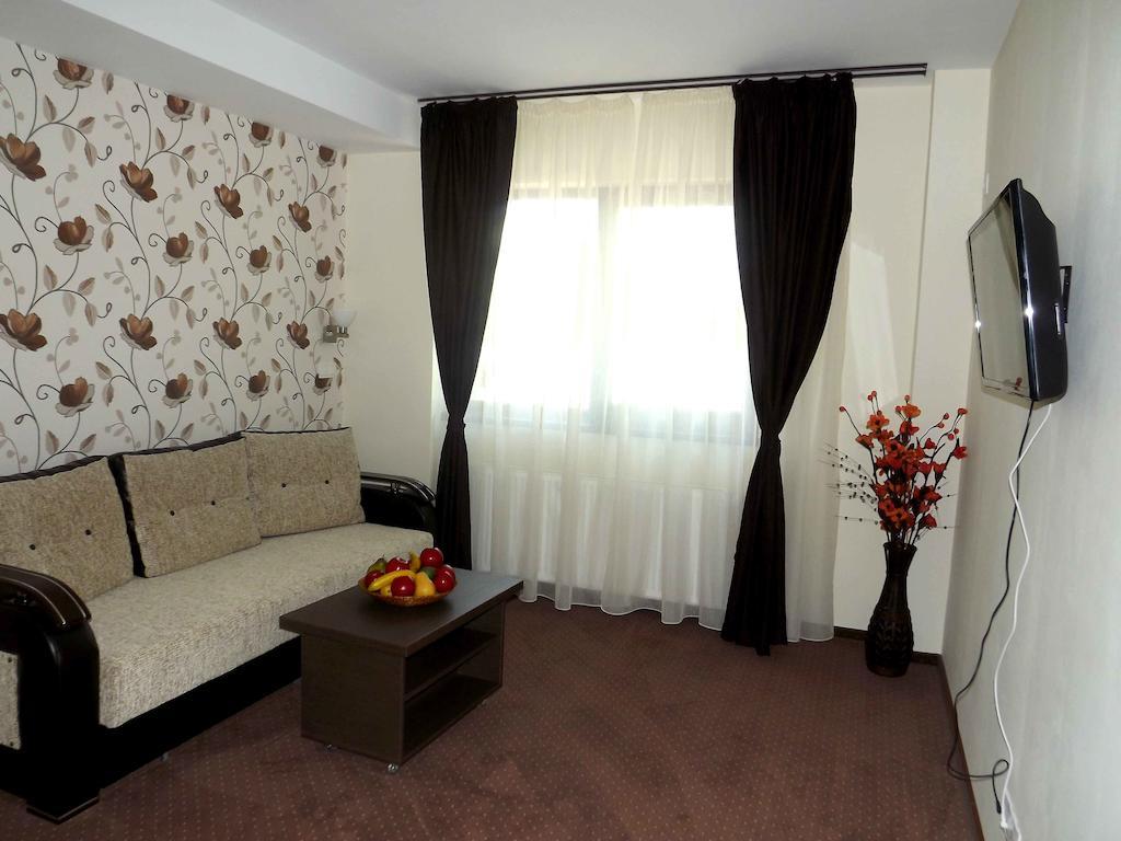 West Plaza Residence Bucareste Quarto foto